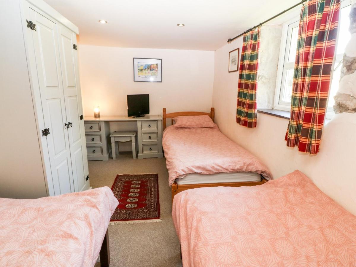 Bwthyn Y Dderwen Oak Cottage Llannor Bagian luar foto