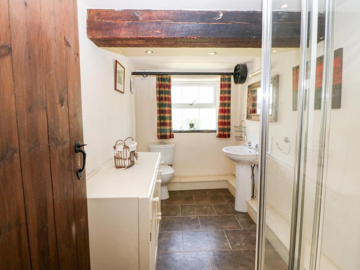 Bwthyn Y Dderwen Oak Cottage Llannor Bagian luar foto