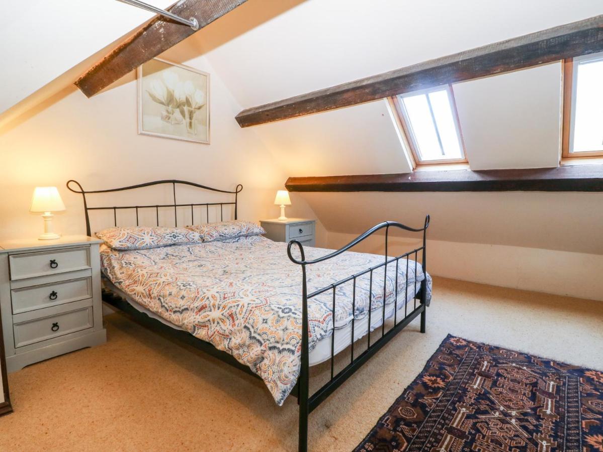Bwthyn Y Dderwen Oak Cottage Llannor Bagian luar foto